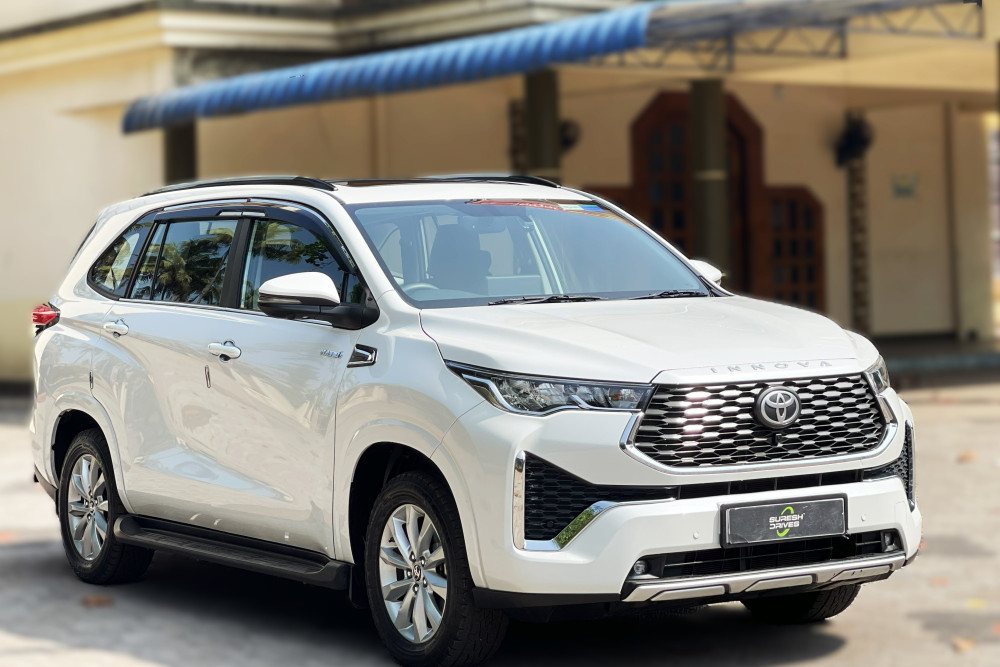 2023 TOYOTA INNOVA HYCROSS HYBRID Image